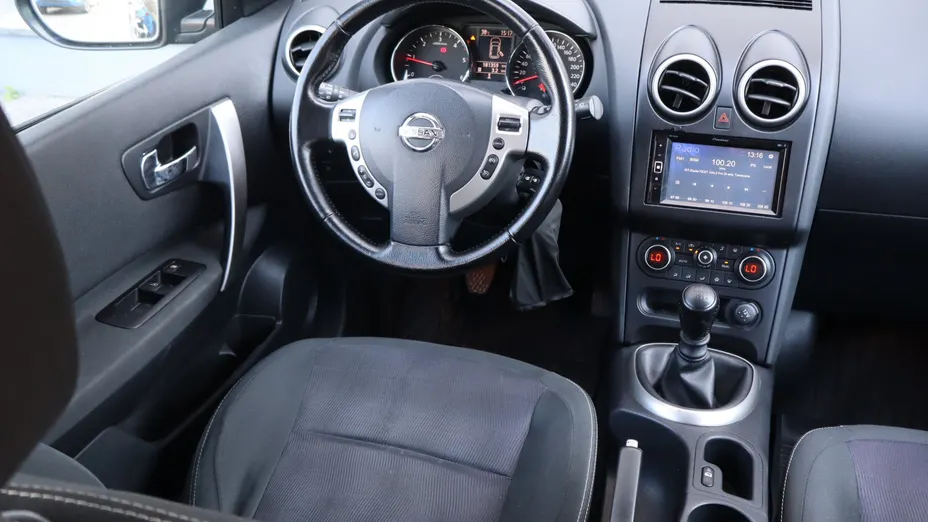 Nissan Qashqai -