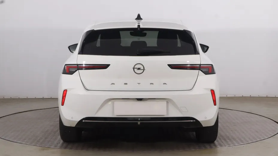Opel Astra -