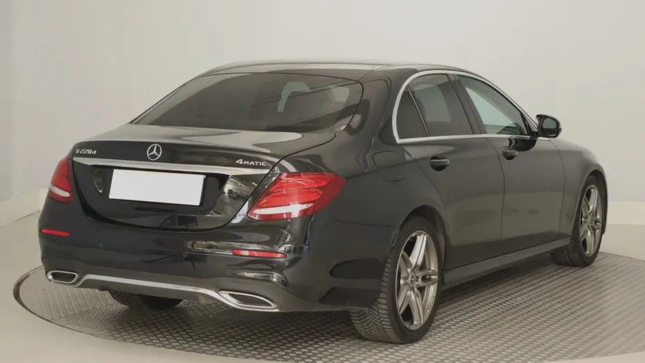 Mercedes E Klasa -