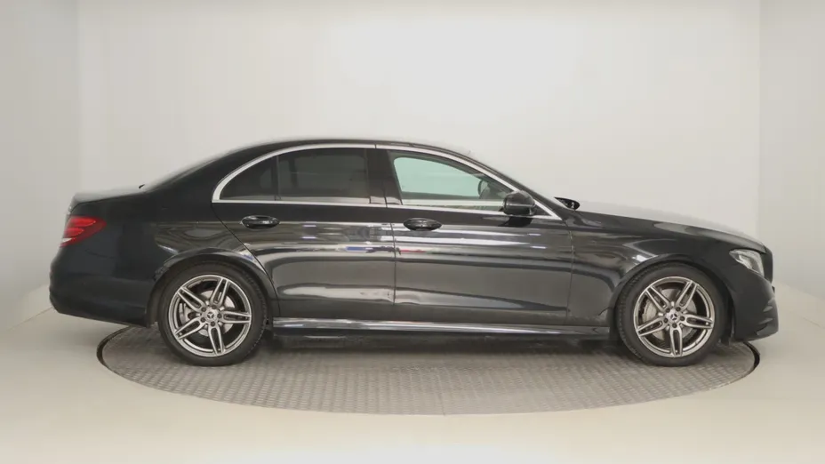 Mercedes E Klasa -
