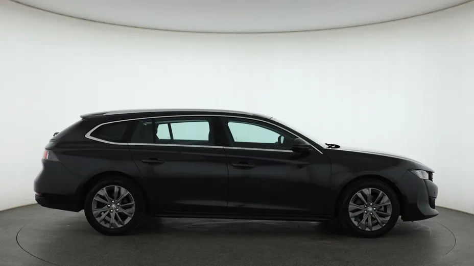 Peugeot 508 -