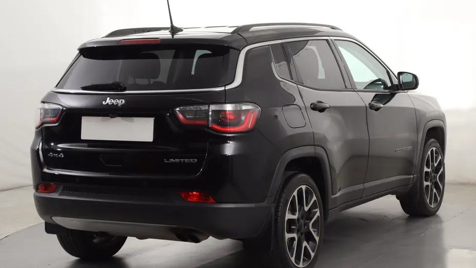 Jeep Compass -