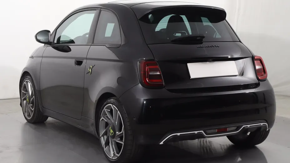 Abarth 500e -