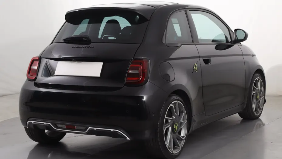 Abarth 500e -