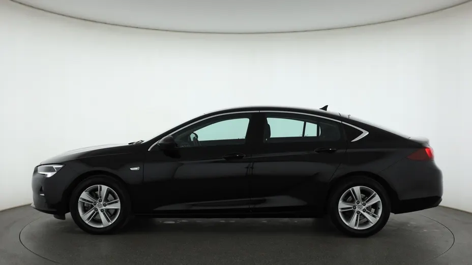 Opel Insignia -