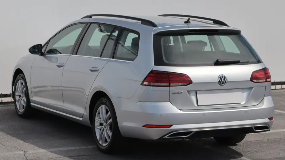 VW Golf -