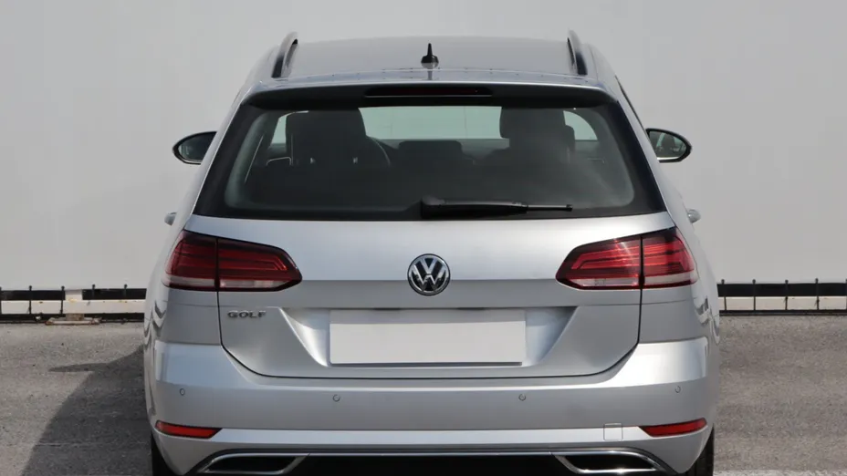 VW Golf -