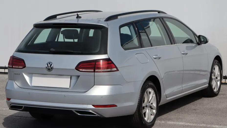 VW Golf -