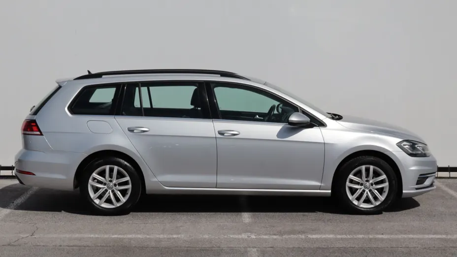 VW Golf -