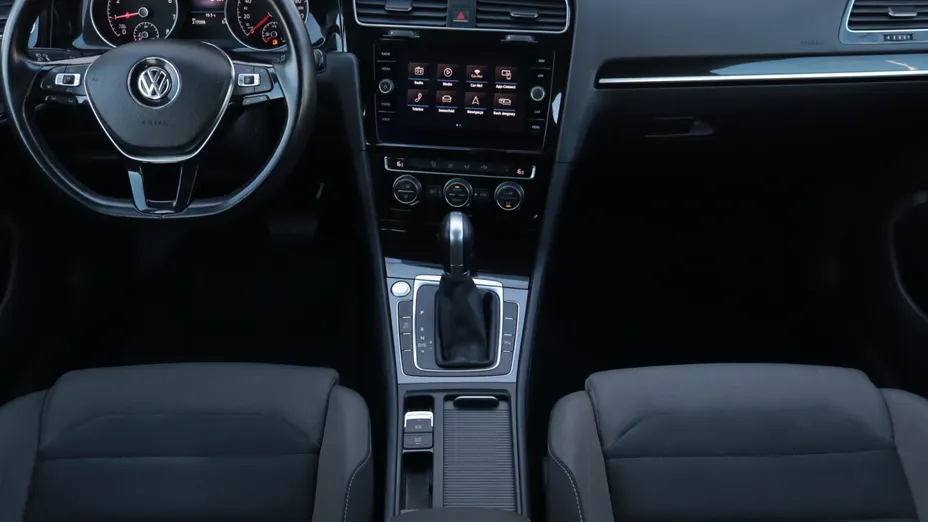 VW Golf -