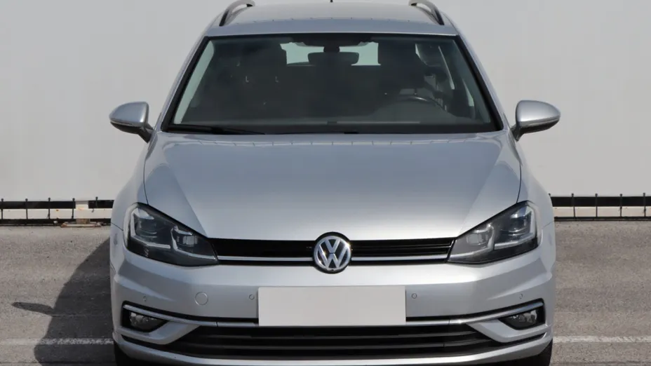 VW Golf -