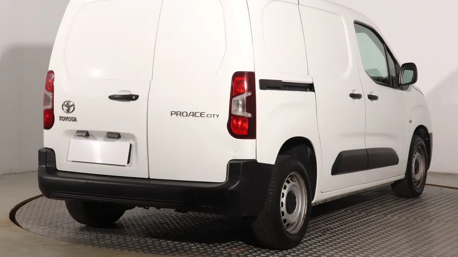 Toyota Proace City -