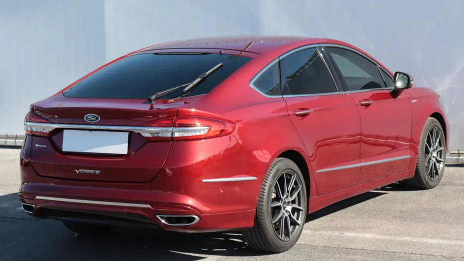 Ford Mondeo -