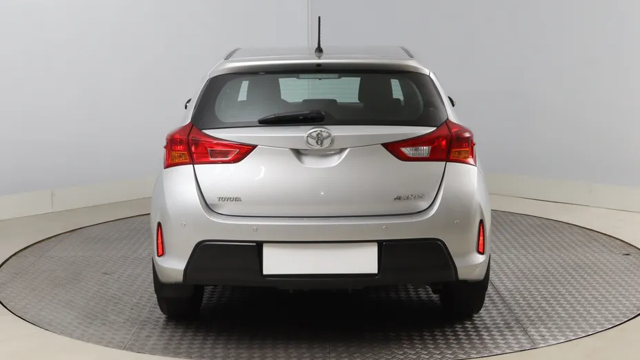 Toyota Auris -