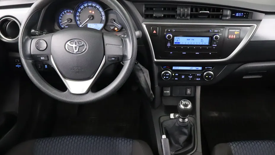 Toyota Auris -