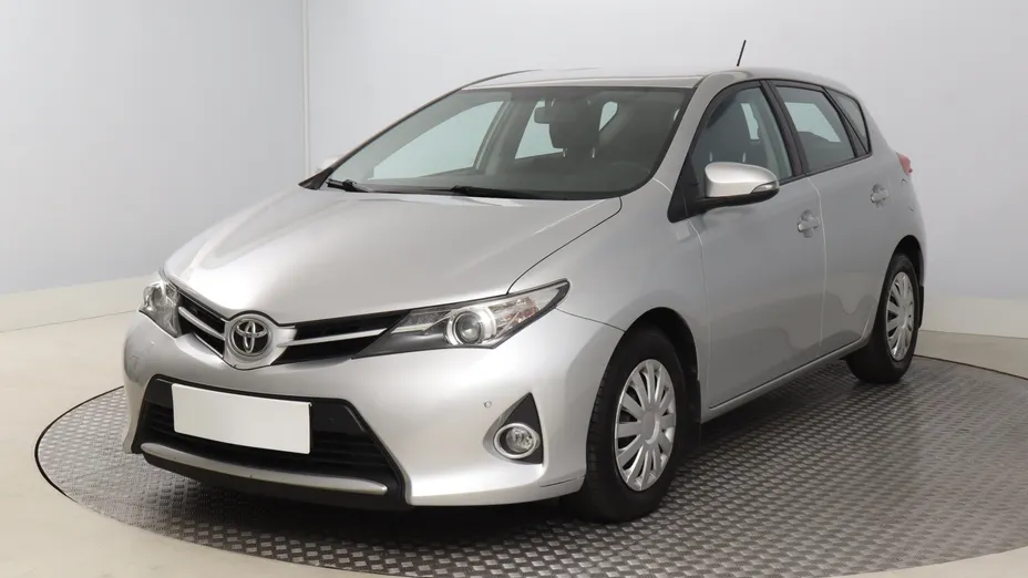 Toyota Auris -
