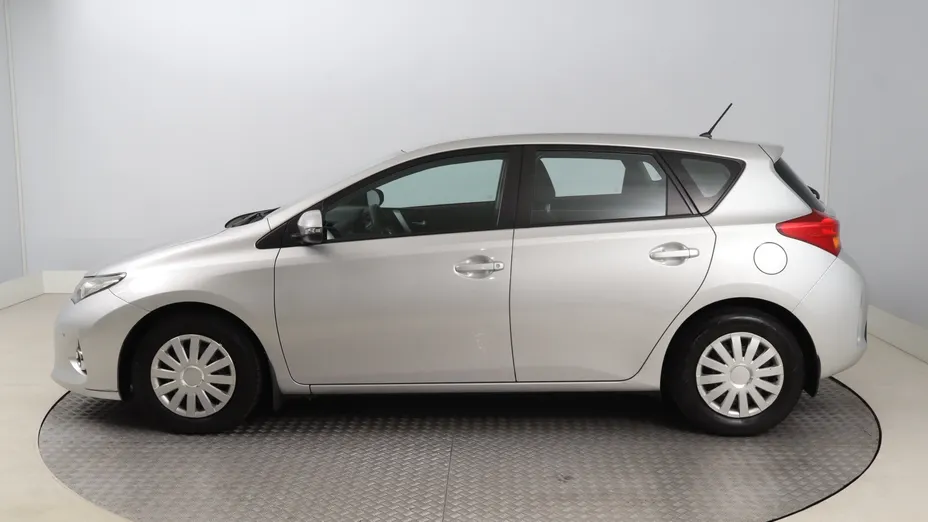 Toyota Auris -