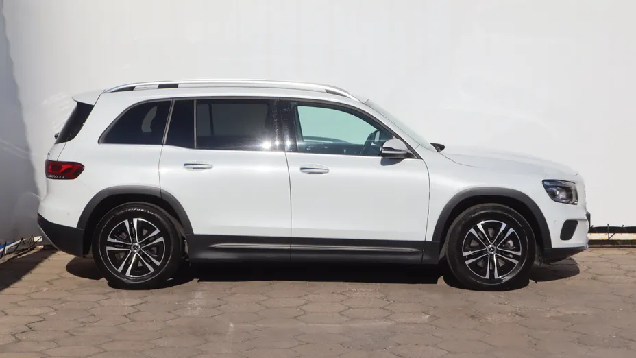 Mercedes GLB -