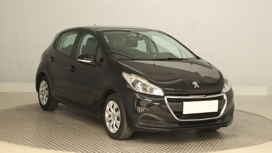 Peugeot 208 -