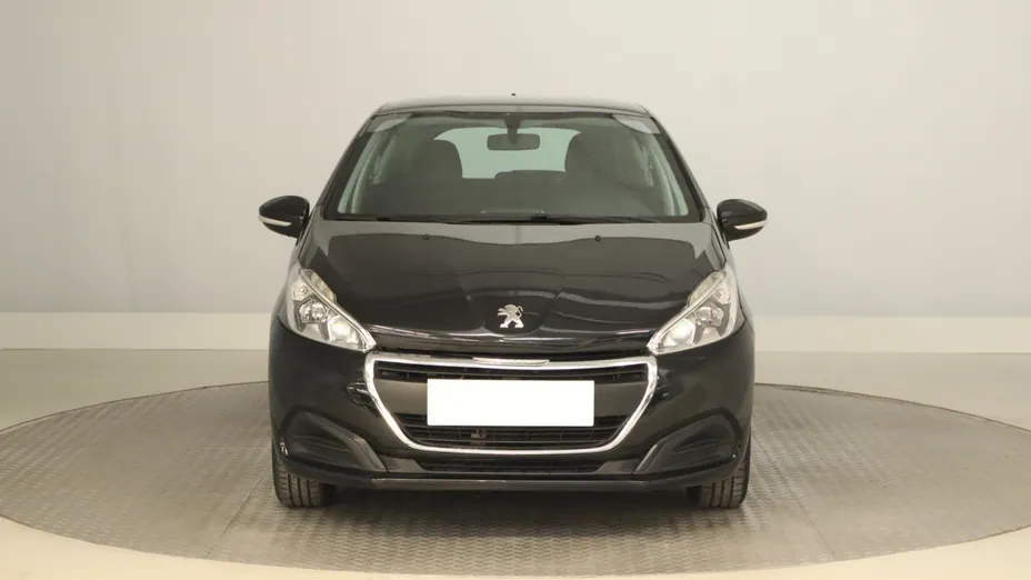 Peugeot 208 -
