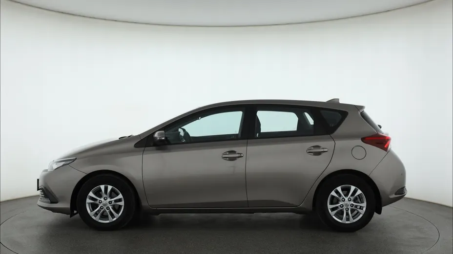 Toyota Auris -