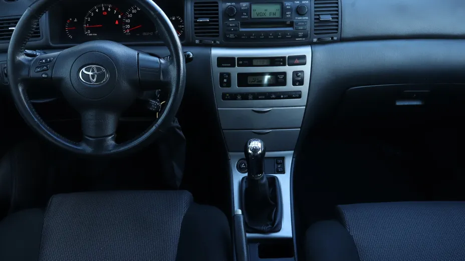 Toyota Corolla -