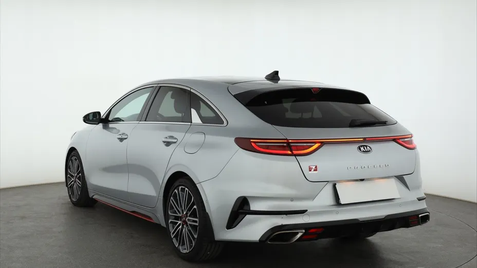 Kia ProCeed -
