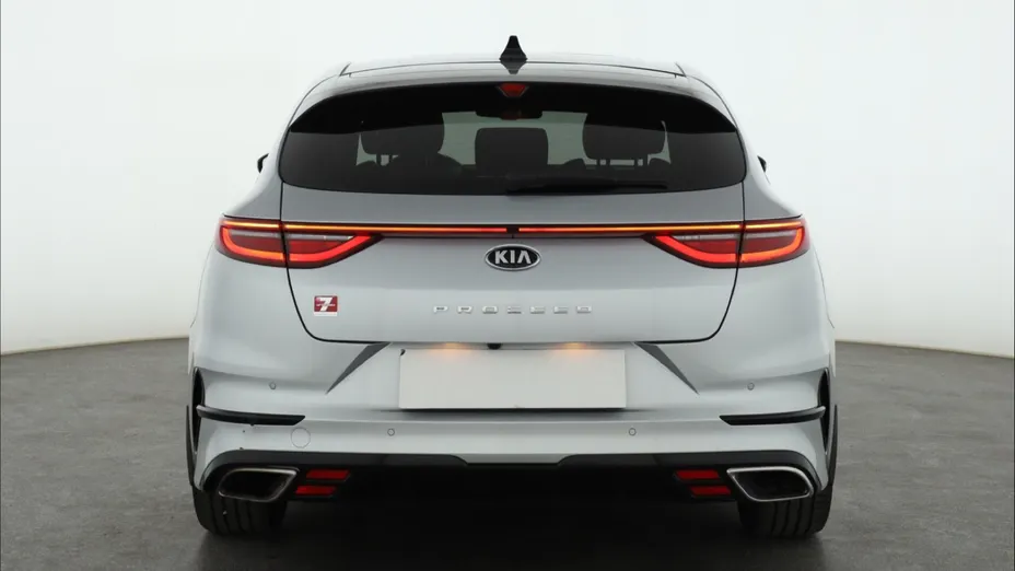Kia ProCeed -