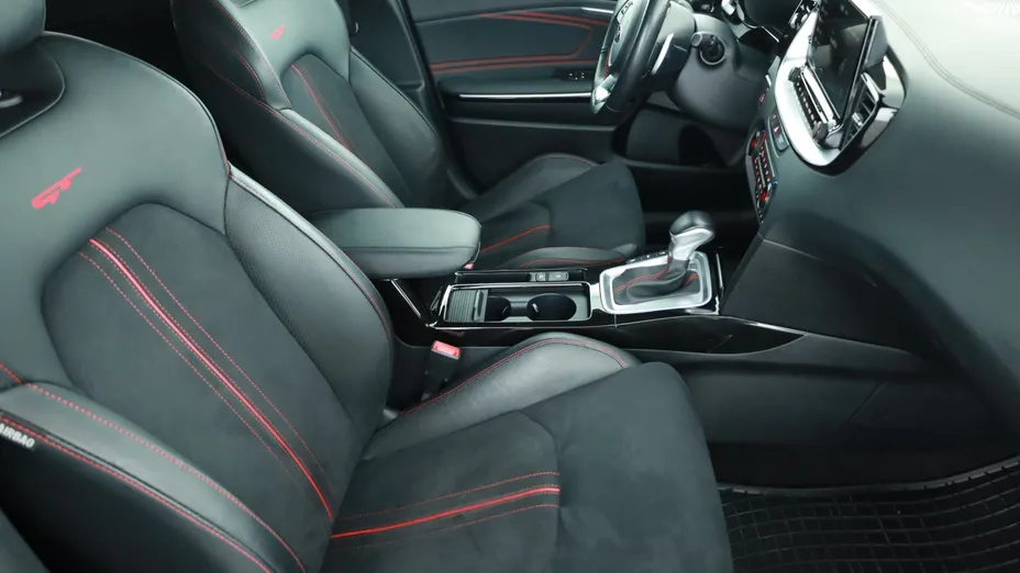 Kia ProCeed -