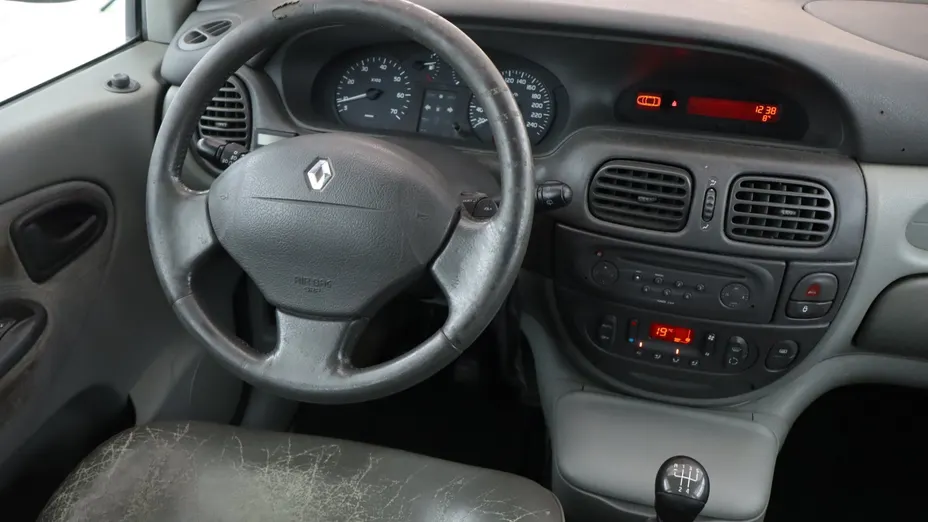 Renault Scenic -