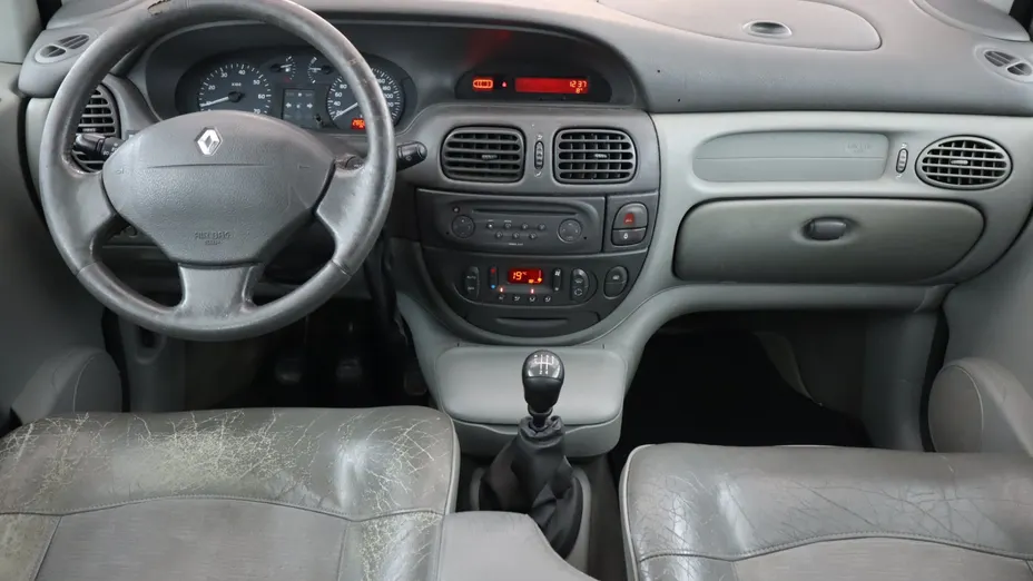 Renault Scenic -