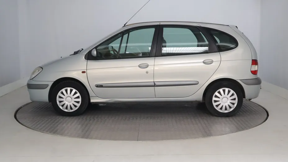 Renault Scenic -