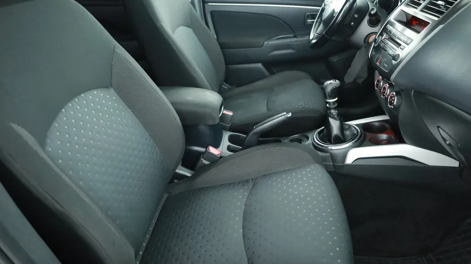 Mitsubishi ASX -
