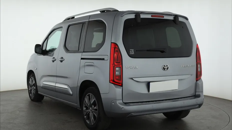 Toyota Proace City Verso -