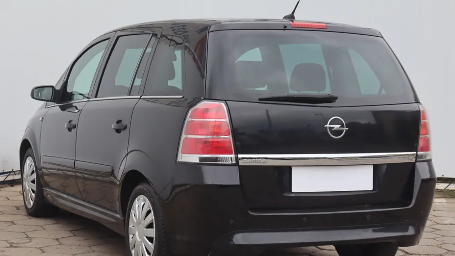 Opel Zafira -