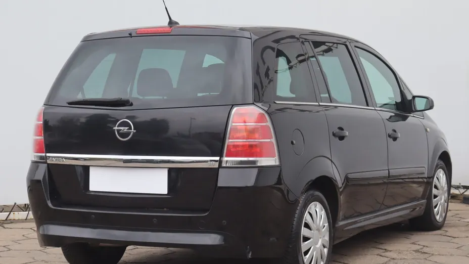 Opel Zafira -