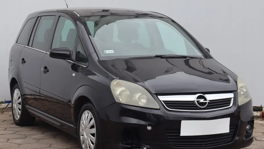 Opel Zafira -