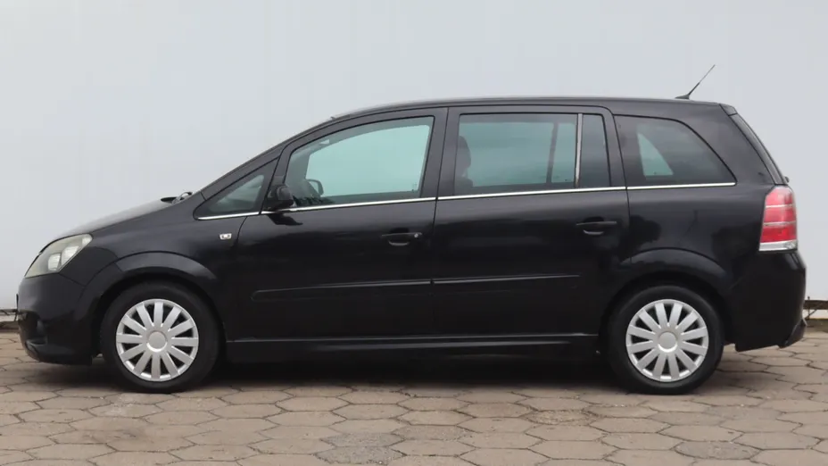 Opel Zafira -