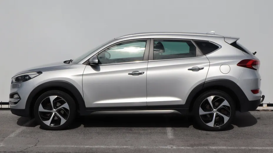 Hyundai Tucson -
