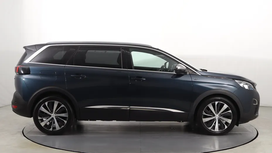 Peugeot 5008 -