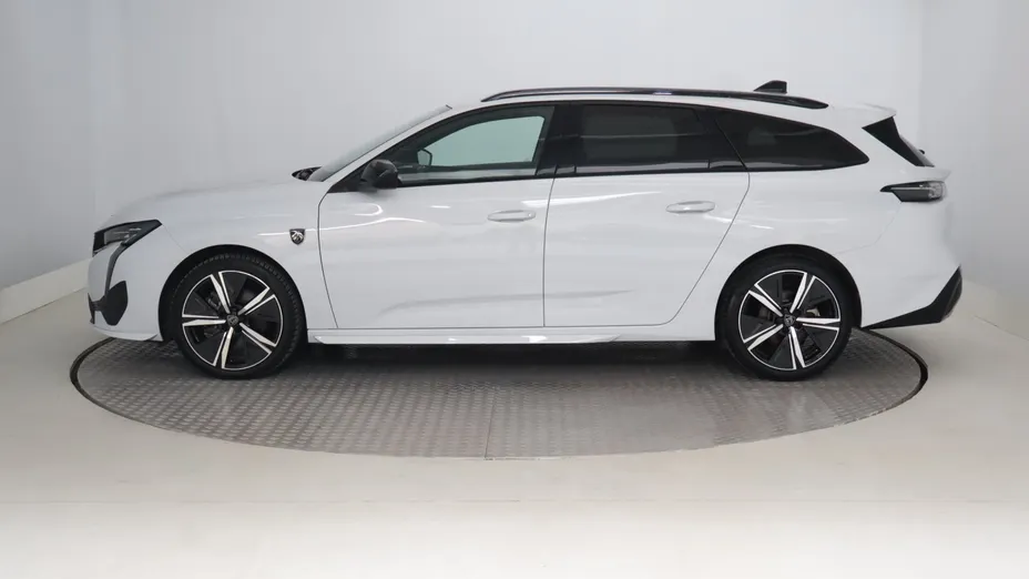 Peugeot 308 -