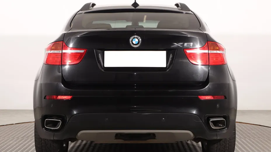 BMW X6 -