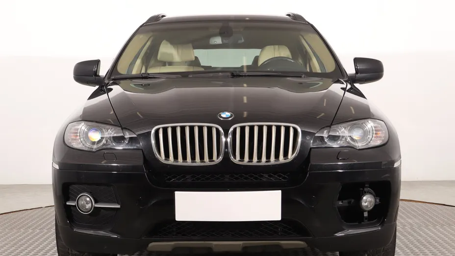 BMW X6 -