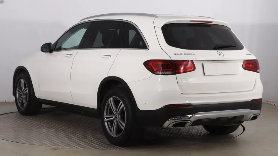 Mercedes GLC -