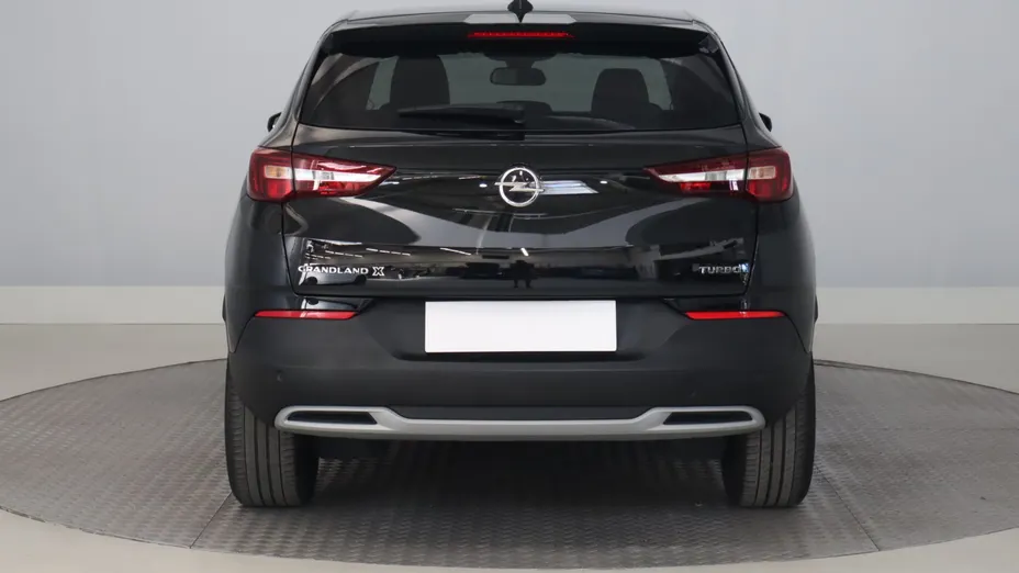 Opel Grandland -
