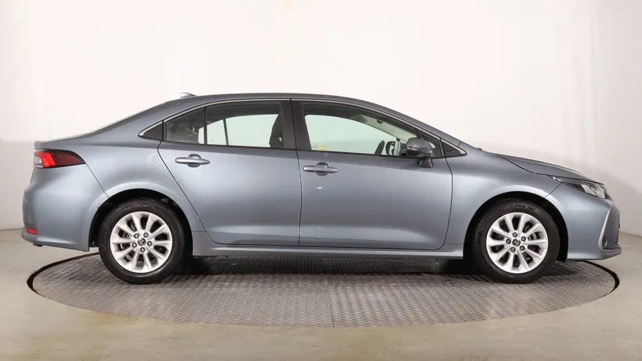 Toyota Corolla -