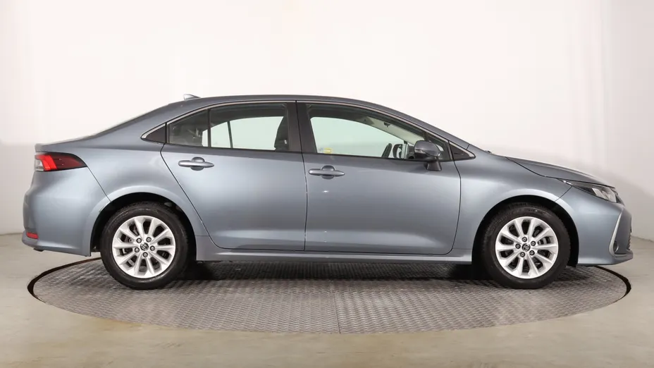 Toyota Corolla -