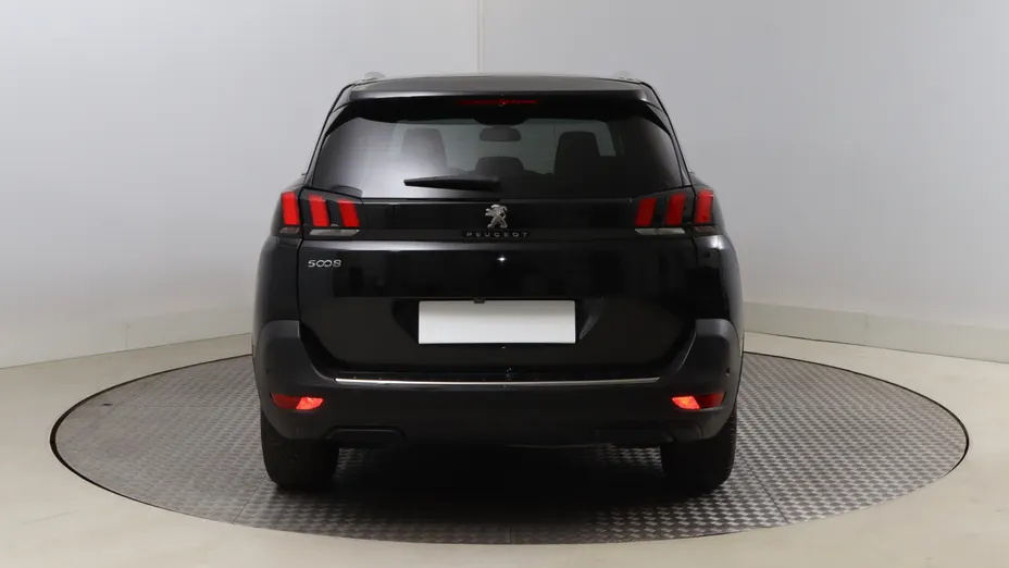 Peugeot 5008 -