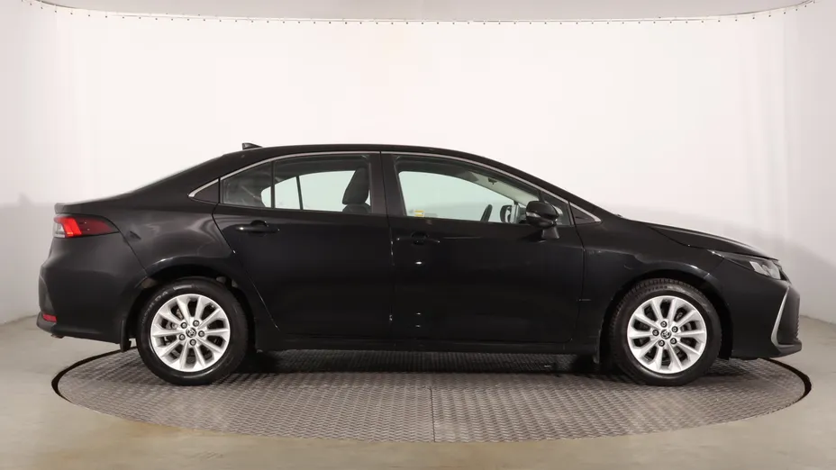 Toyota Corolla -
