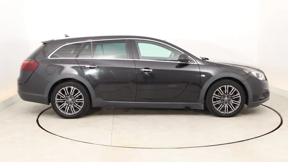 Opel Insignia -